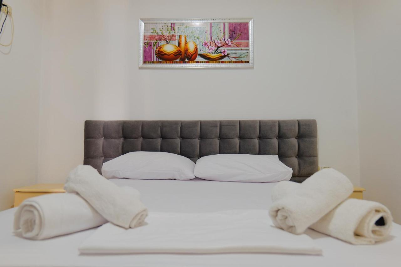 Hotel Casamia Sarandë エクステリア 写真