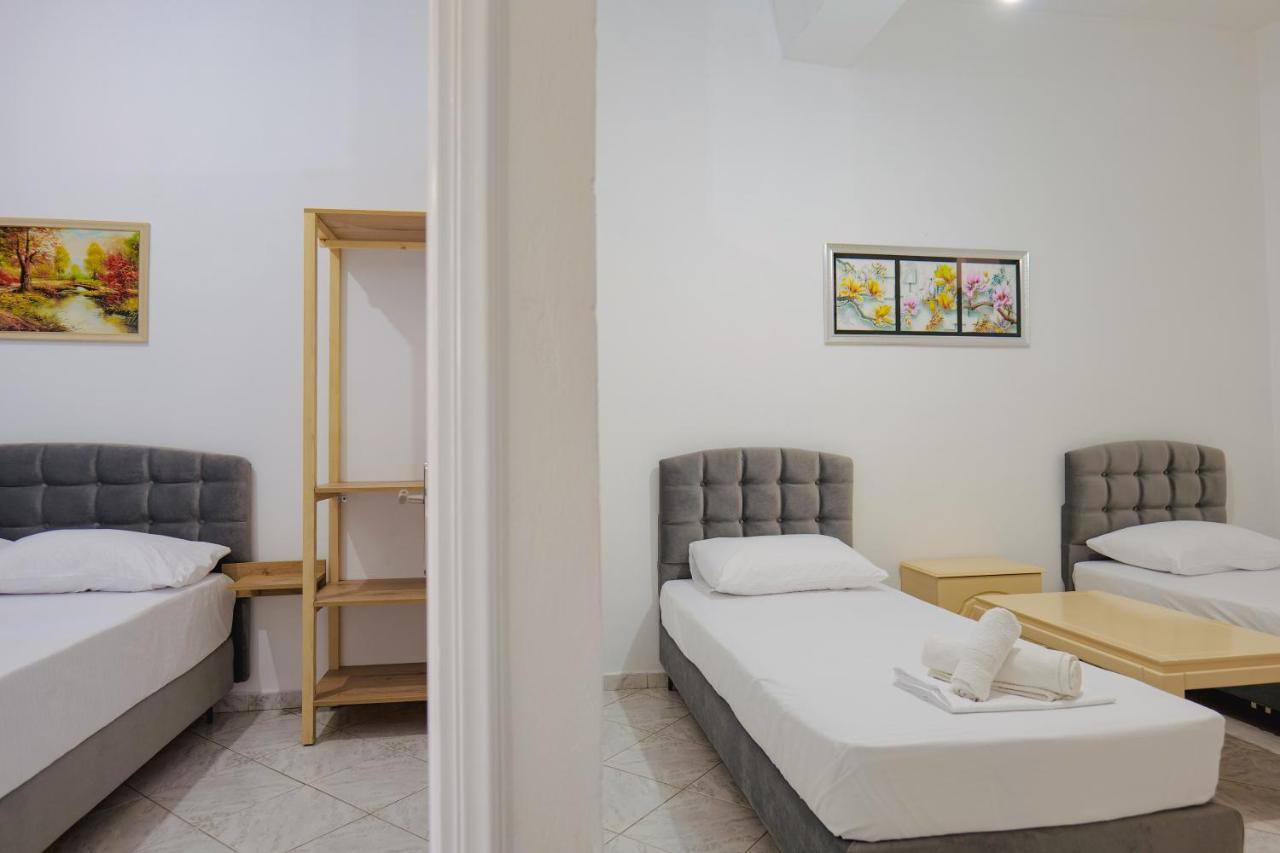Hotel Casamia Sarandë エクステリア 写真
