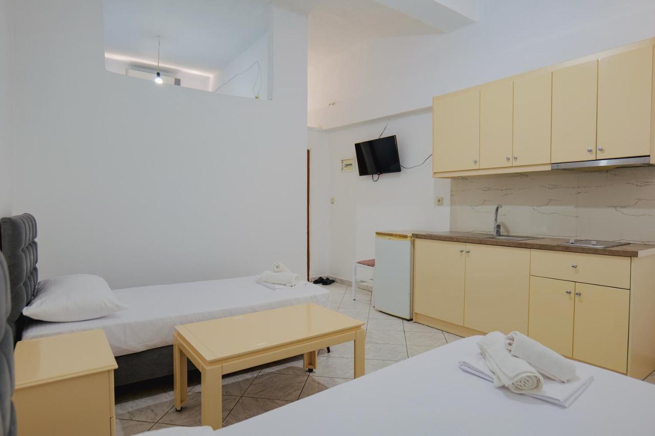 Hotel Casamia Sarandë エクステリア 写真