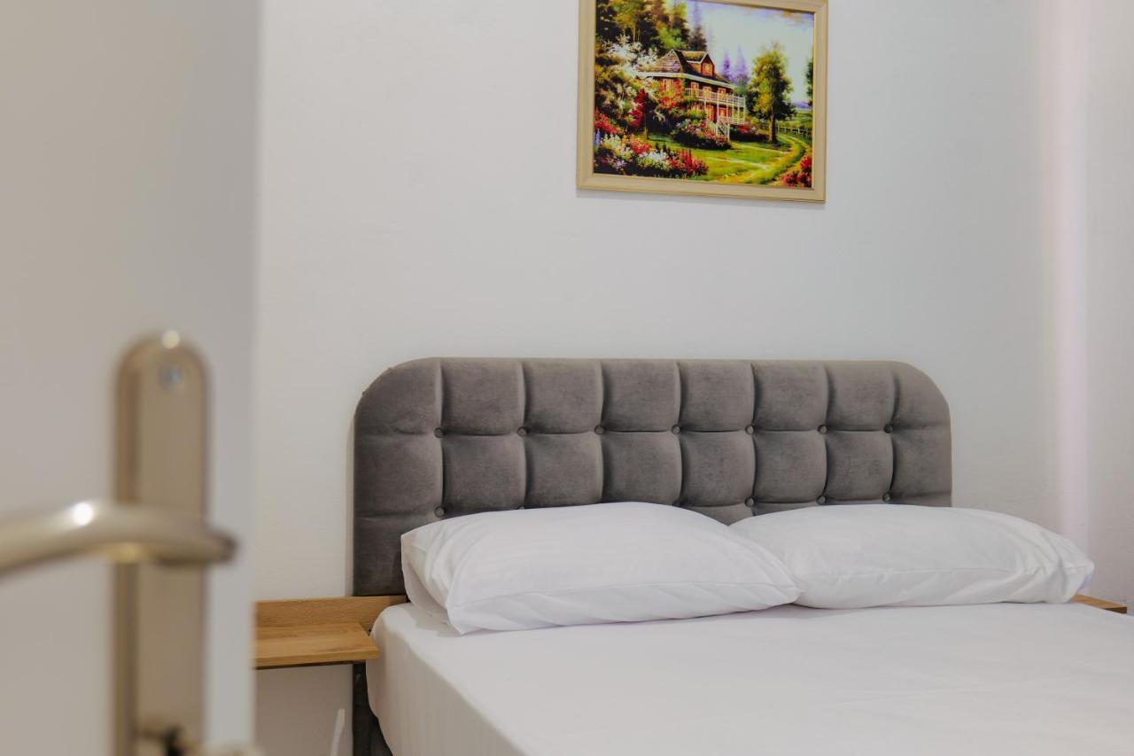 Hotel Casamia Sarandë エクステリア 写真