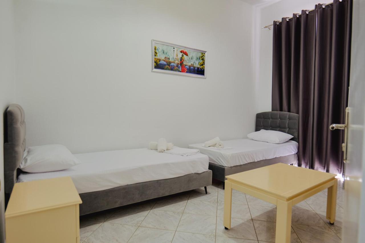 Hotel Casamia Sarandë エクステリア 写真